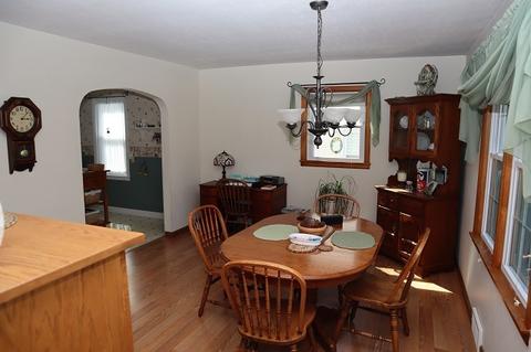 305 E 12th St, Sterling, IL 61081 photo 6