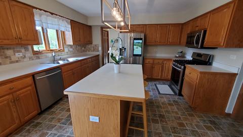 16206 S Howard St, Plainfield, IL 60586 photo 4
