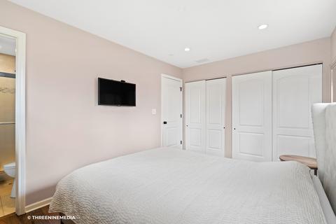 600 Decatur St, Hoffman Estates, IL 60169 photo 16
