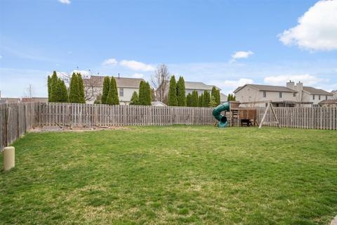 1188 N Pointe Dr, Normal, IL 61761 photo 2