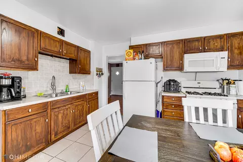 1240 Sunnyside Dr, Berkeley, IL 60163 photo 7