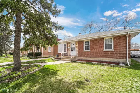 1240 Sunnyside Dr, Berkeley, IL 60163 photo 2