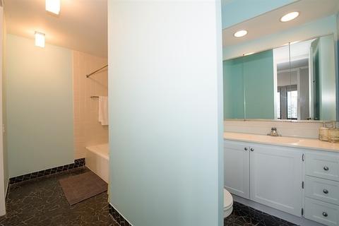 200 E Delaware Pl #32E, Chicago, IL 60611 photo 12