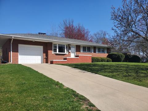 3 Donna Dr, Normal, IL 61761 photo 1