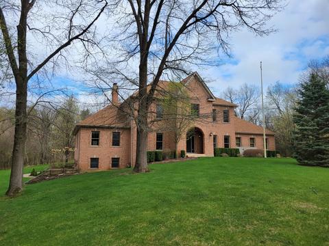 10008 Zimmer Dr, Algonquin, IL 60102 photo 1