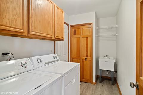 5265 Elliott Dr, Hoffman Estates, IL 60192 photo 14