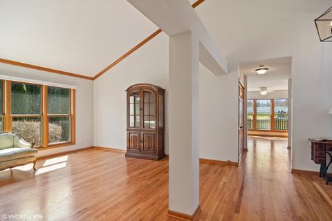 5265 Elliott Dr, Hoffman Estates, IL 60192 photo 5