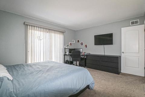 1890 Big Bend Dr, Des Plaines, IL 60016 photo 18