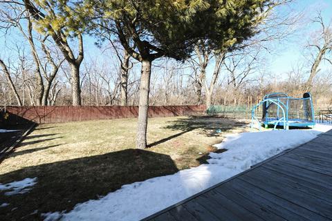1890 Big Bend Dr, Des Plaines, IL 60016 photo 22