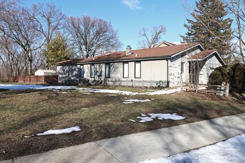1890 Big Bend Dr, Des Plaines, IL 60016 photo 24