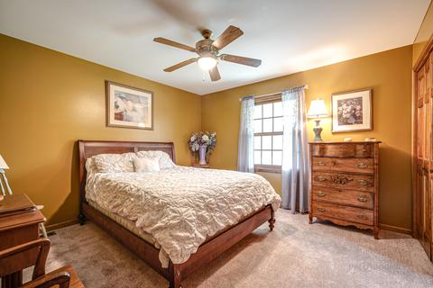 2409 W Wright Rd W, Mchenry, IL 60050 photo 11