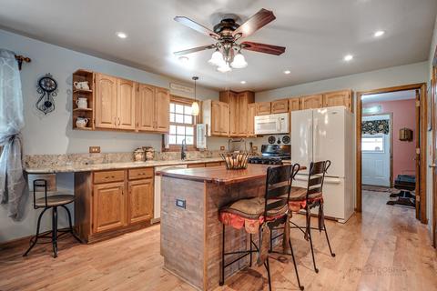 2409 W Wright Rd W, Mchenry, IL 60050 photo 6
