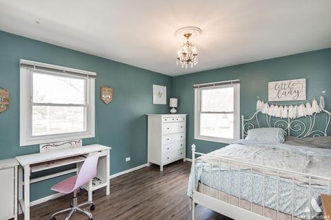 1161 W Sturbridge Dr, Hoffman Estates, IL 60192 photo 14