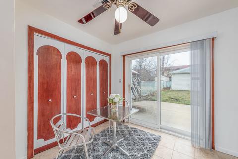 9401 Dee Rd, Des Plaines, IL 60016 photo 12