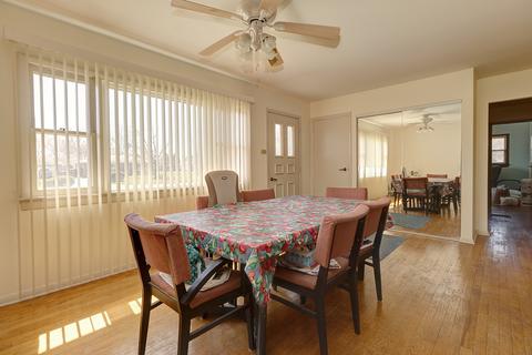 23528 W Renwick Rd, Plainfield, IL 60544 photo 2