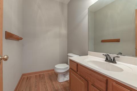2478 Warwick Ct, Aurora, IL 60503 photo 17