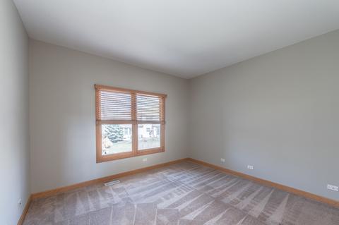 2478 Warwick Ct, Aurora, IL 60503 photo 24