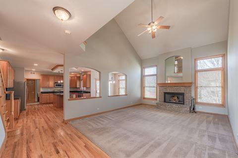 2478 Warwick Ct, Aurora, IL 60503 photo 7