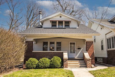 806 Summit St, Bloomington, IL 61701 photo 1