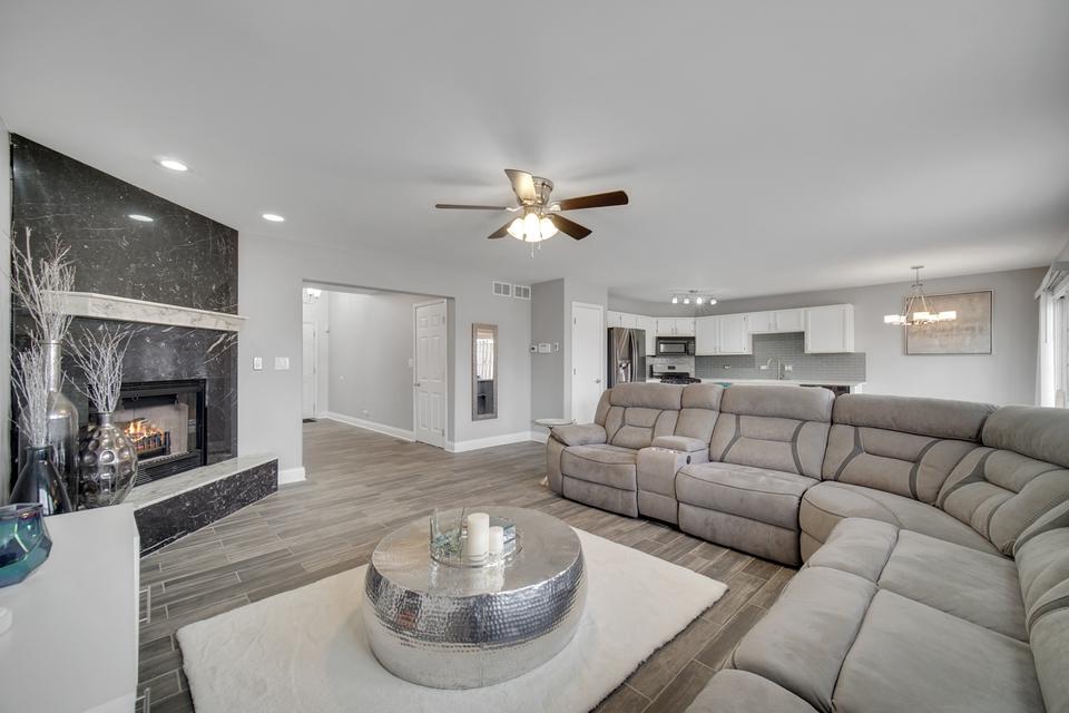  6842 179th St, Tinley Park, IL 60477 photo 5