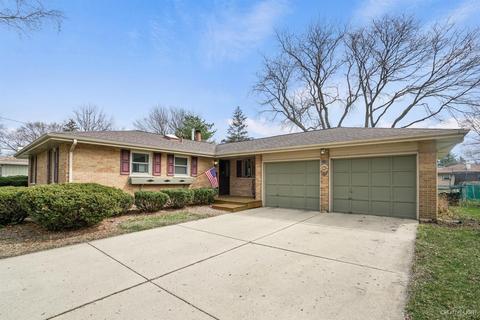 987 Ruth Dr, Elgin, IL 60123 photo 1