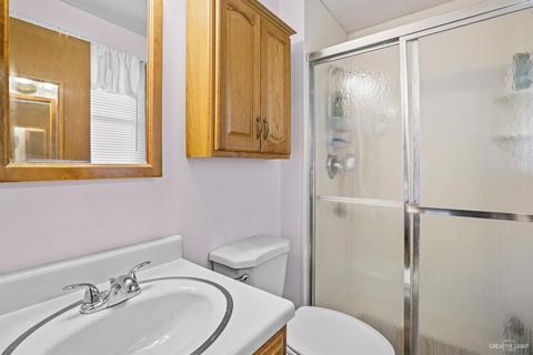 987 Ruth Dr, Elgin, IL 60123 photo 16