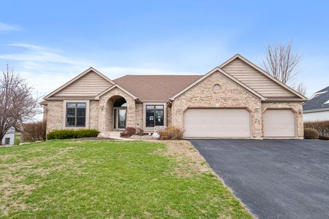 3670 Bunker Hill Dr, Algonquin, IL 60102 photo 2