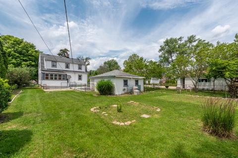 369 S Wolf Rd, Des Plaines, IL 60016 photo 30