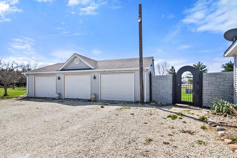 2942 W 3000s Rd, Kankakee, IL 60901 photo 23
