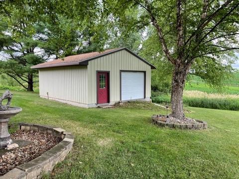20624 Pilgrim Rd, Chadwick, IL 61014 photo 41