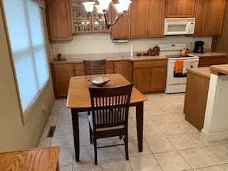 3013 Independence Dr, Peru, IL 61354 photo 7