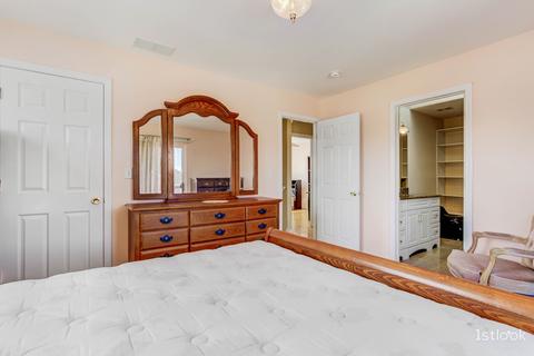 7532 Heritage Ct, Summit, IL 60501 photo 17
