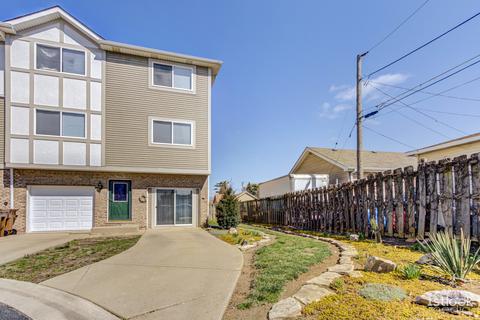 7532 Heritage Ct, Summit, IL 60501 photo 3