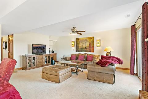 9901 Amanda Ln, Algonquin, IL 60102 photo 4