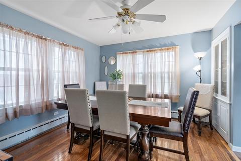 460 Maple Ave, Aurora, IL 60505 photo 4