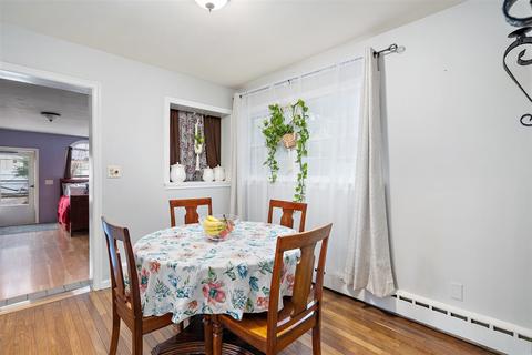 460 Maple Ave, Aurora, IL 60505 photo 7