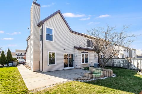 1201 Trinity Dr, Carol Stream, IL 60188 photo 24