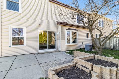 1201 Trinity Dr, Carol Stream, IL 60188 photo 25