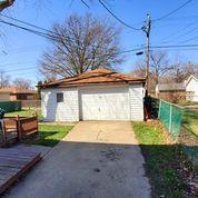 17306 Lorenz Ave, Lansing, IL 60438 photo 2