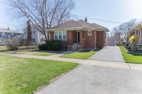 559 E 12th St, Lockport, IL 60441 photo 2
