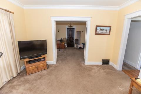 559 E 12th St, Lockport, IL 60441 photo 6