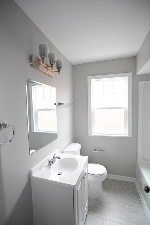 8015 S Artesian Ave, Chicago, IL 60652 photo 10