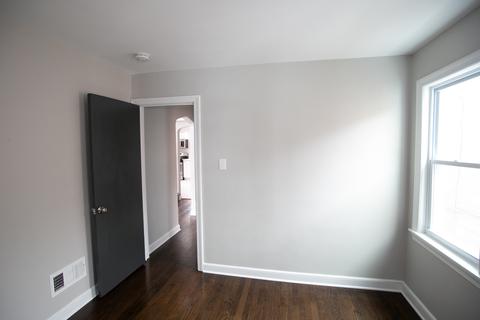 8015 S Artesian Ave, Chicago, IL 60652 photo 9