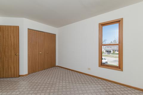 1020 Stockbridge Ct, Elgin, IL 60120 photo 25