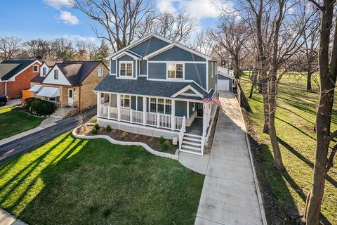 310 N Maple St, Mount Prospect, IL 60056 photo 2