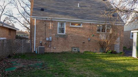 3243 Bernice Rd, Lansing, IL 60438 photo 3