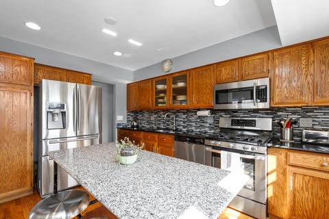 4115 Ohare Dr, Hoffman Estates, IL 60192 photo 8