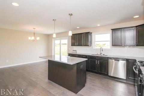 2166 Granby Ln, Normal, IL 61761 photo 2