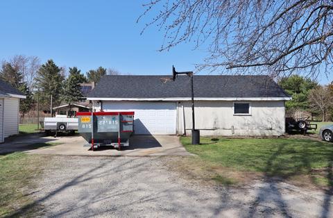 1310 E Southmor Rd, Morris, IL 60450 photo 4