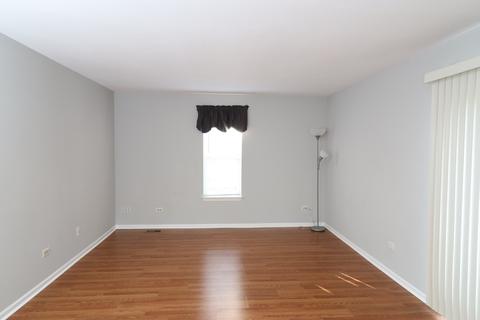 1232 Clover Ln, Hoffman Estates, IL 60192 photo 8
